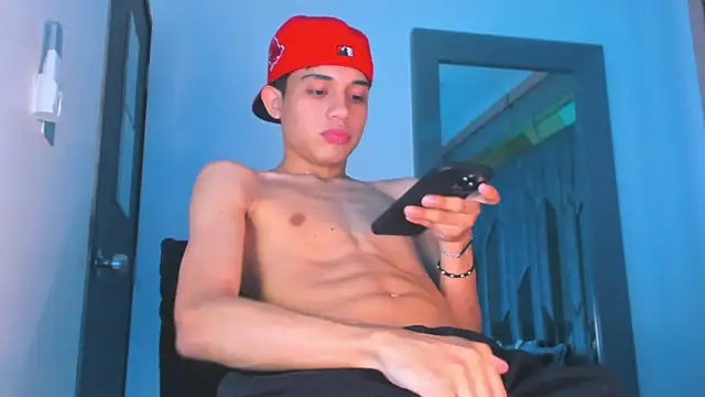 Sebax Young online show from December 20, 2025, 8:27 pm