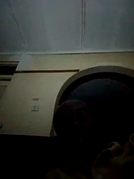 Snapshot of 92donis chatting on October 21, 2025, 4:19 pm 92donis online show from October 21, 2025, 4:19 pm