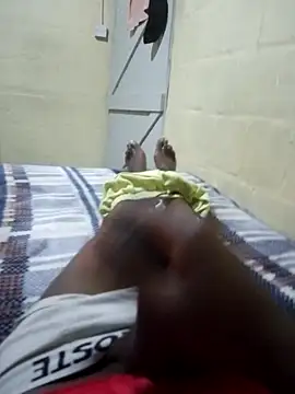 Snapshot of 92donis chatting on October 28, 2025, 7:38 pm 92donis online show from October 28, 2025, 7:38 pm