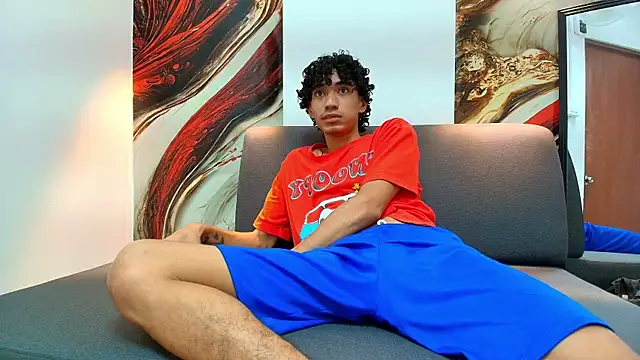 Snapshot of simondwayne chatting on April 2, 2026, 7:22 pm simondwayne online show from April 2, 2026, 7:22 pm