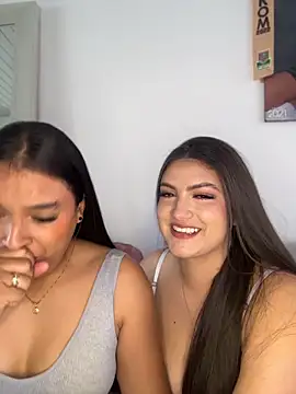 Snapshot of nicolexxaleja chatting on April 10, 2026, 8:24 pm nicolexxaleja online show from April 10, 2026, 8:24 pm