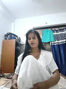Snapshot of cute_radhikaa chatting on October 20, 2025, 11:54 am cute radhikaa online show from October 20, 2025, 11:54 am