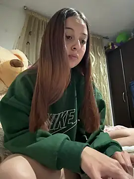 esmeralda diamond69 online show from April 1, 2026, 3:51 am