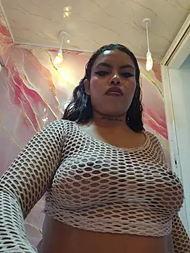 Yessica Lopezz online show from May 1, 2026, 1:16 pm