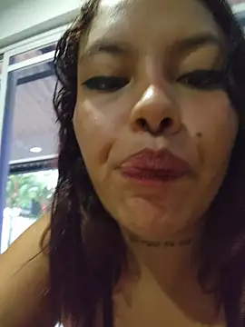 Yessica Lopezz online show from May 26, 2026, 12:23 pm