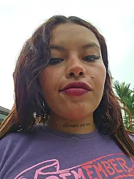 Yessica Lopezz online show from June 27, 2026, 1:17 pm