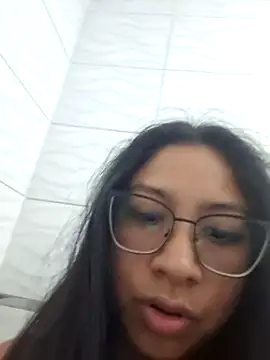 honeysweet111 online show from January 12, 2026, 8:36 pm