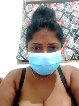 boosypussy online show from May 10, 2026, 7:19 pm
