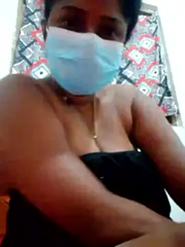 boosypussy online show from May 11, 2026, 8:39 pm