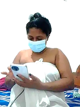 boosypussy online show from June 14, 2026, 5:15 pm