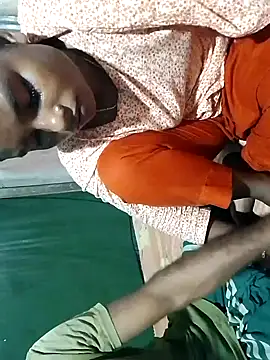 MONiSHA-moni-21 online show from September 20, 2025, 2:29 pm