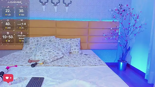 KamileBlake online show from October 23, 2025, 4:23 am