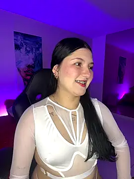 Celestee69 online show from October 3, 2025, 7:44 pm