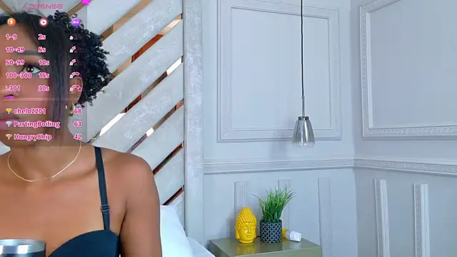 Snapshot of Agatha-Adams chatting on October 10, 2025, 2:05 pm Agatha-Adams online show from October 10, 2025, 2:05 pm