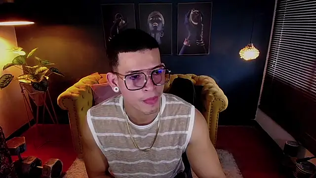 ethan rodgers online show from October 25, 2025, 7:41 pm