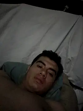 Snapshot of Ortiz3404 chatting on October 11, 2025, 7:51 am Ortiz3404 online show from October 11, 2025, 7:51 am