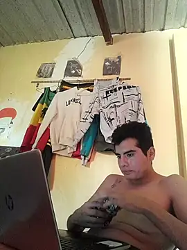 Snapshot of Ortiz3404 chatting on October 11, 2025, 7:56 pm Ortiz3404 online show from October 11, 2025, 7:56 pm