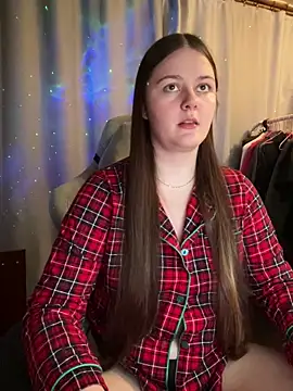 Cuty Kitty online show from December 15, 2025, 9:08 pm