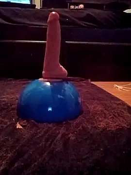 Snapshot of Crossedsissy chatting on January 19, 2026, 5:11 am Crossedsissy online show from January 19, 2026, 5:11 am