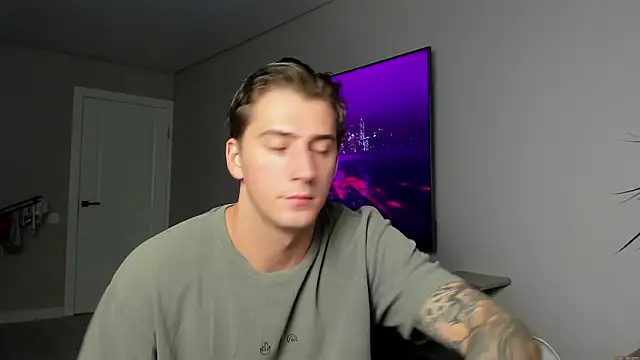 DaniHort online show from March 4, 2026, 7:14 am