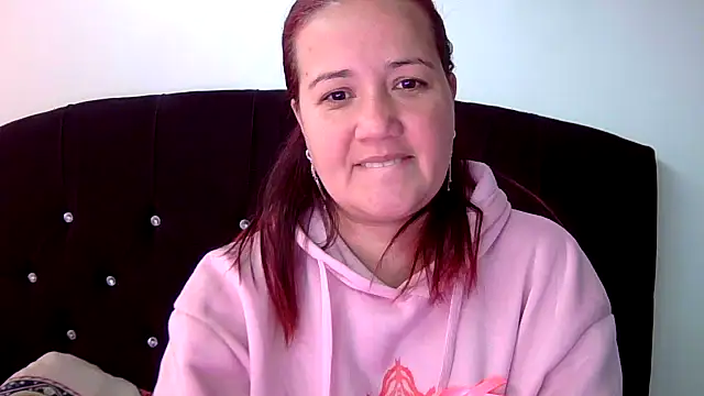 Snapshot of Gabrielajewel_ chatting on October 23, 2025, 12:26 pm Gabrielajewel  online show from October 23, 2025, 12:26 pm
