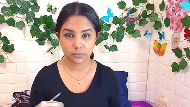 Snapshot of IndiaSexyStripper4u chatting on November 1, 2025, 5:37 pm IndiaSexyStripper4u online show from November 1, 2025, 5:37 pm