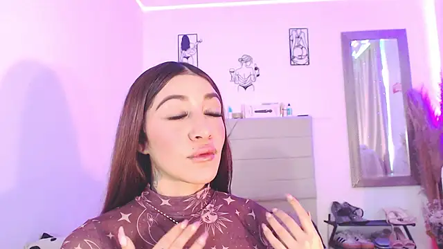 Snapshot of Anna_belly chatting on March 5, 2026, 2:24 pm Anna belly online show from March 5, 2026, 2:24 pm