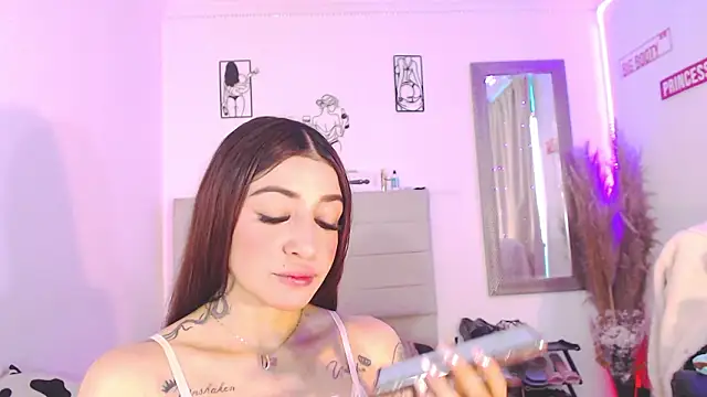 Snapshot of Anna_belly chatting on March 6, 2026, 1:07 pm Anna belly online show from March 6, 2026, 1:07 pm