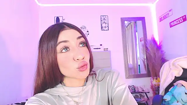 Snapshot of Anna_belly chatting on March 18, 2026, 10:35 pm Anna belly online show from March 18, 2026, 10:35 pm