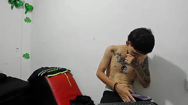 StraightBoy Nick online show from April 26, 2026, 8:06 pm