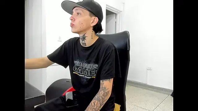 StraightBoy Nick online show from May 1, 2026, 9:08 pm