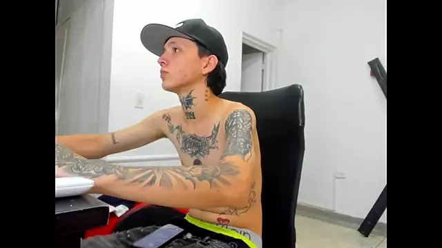 StraightBoy Nick online show from May 27, 2026, 4:20 am
