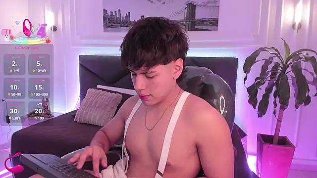 Jordan 24  online show from November 12, 2025, 8:52 pm