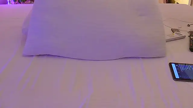 mirasu34 online show from December 14, 2025, 11:09 pm