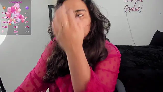 MariamCastiblanco online show from November 12, 2025, 7:24 pm