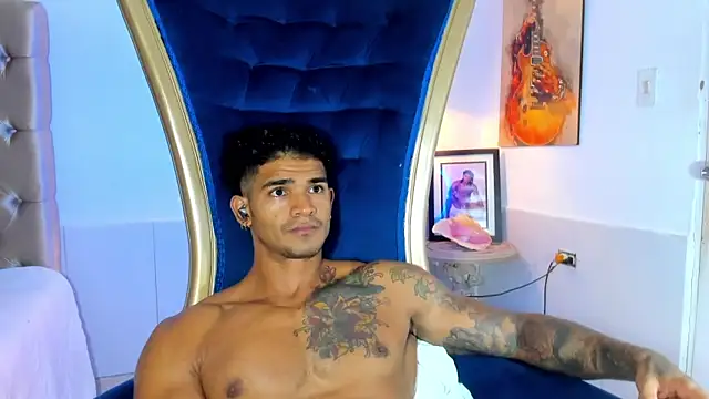 antonio  444 online show from April 30, 2026, 8:57 pm