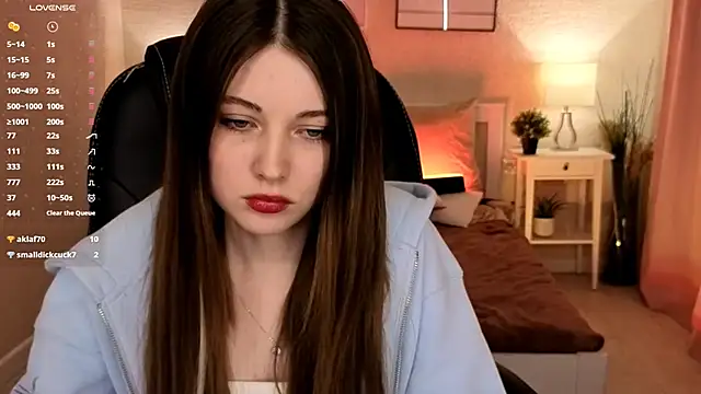 Snapshot of Kimmie_shine chatting on April 14, 2026, 9:59 am Kimmie shine online show from April 14, 2026, 9:59 am