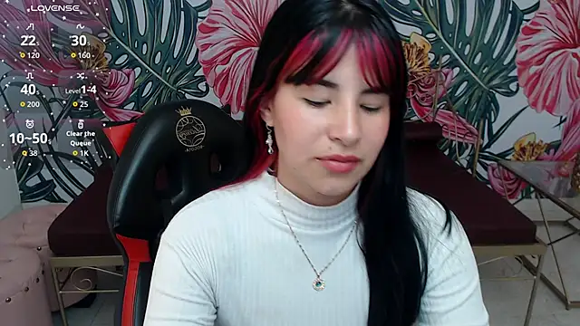 Snapshot of Nina_harper_ chatting on September 23, 2025, 7:50 pm Nina harper online show from September 23, 2025, 7:50 pm