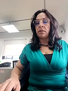  Kamy Hot online show from November 28, 2025, 1:14 pm