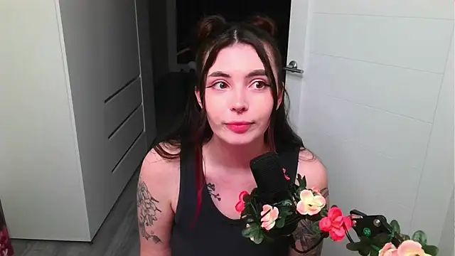 peachyness online show from May 1, 2026, 7:51 pm