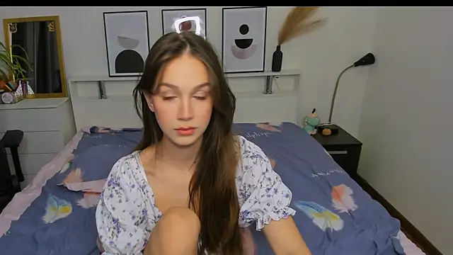 Baby Dana online show from May 11, 2026, 6:05 pm