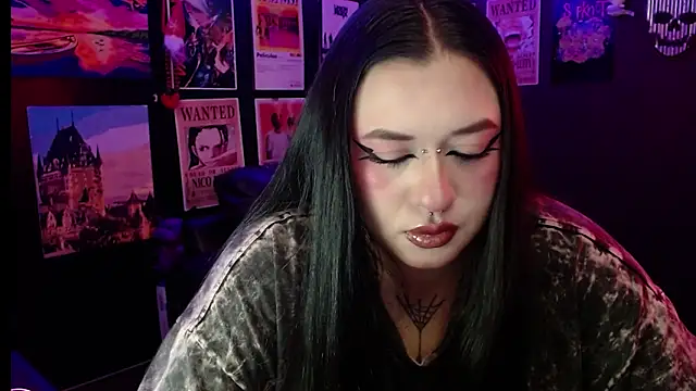 Snapshot of Ravendark_ chatting on February 11, 2026, 7:08 pm Ravendark online show from February 11, 2026, 7:08 pm