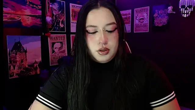 Snapshot of Ravendark_ chatting on March 6, 2026, 9:11 pm Ravendark online show from March 6, 2026, 9:11 pm