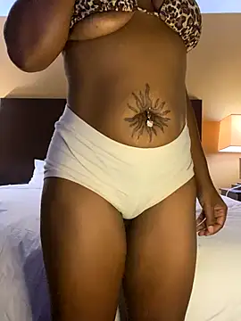 Snapshot of StaciDiamond chatting on October 12, 2025, 6:07 pm StaciDiamond online show from October 12, 2025, 6:07 pm