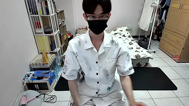 Snapshot of Kerberos_999 chatting on October 9, 2025, 6:55 am Kerberos 999 online show from October 9, 2025, 6:55 am