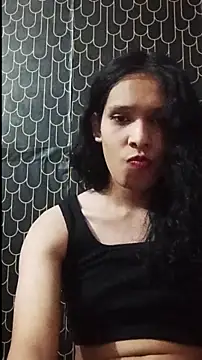 SaraTTS7 online show from May 18, 2026, 5:08 pm