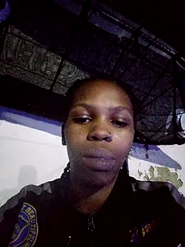 GoldSnowXxX online show from October 6, 2025, 4:37 pm