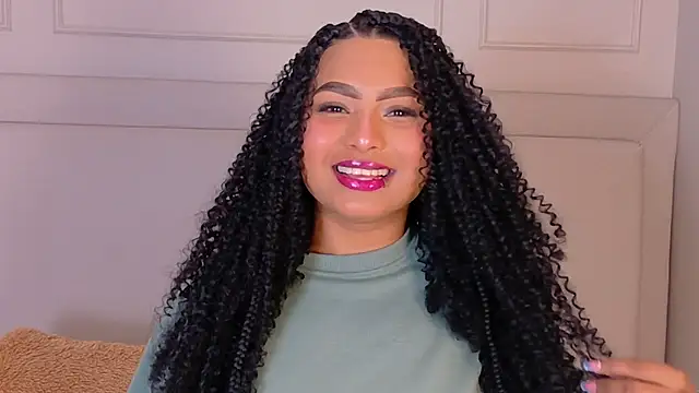 Snapshot of LanaRozz chatting on October 12, 2025, 1:32 pm LanaRozz online show from October 12, 2025, 1:32 pm