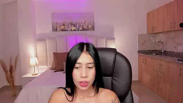 Snapshot of miranda_crawfor chatting on September 19, 2025, 11:11 am miranda crawfor online show from September 19, 2025, 11:11 am