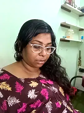 zara-mallus online show from September 10, 2025, 5:35 pm